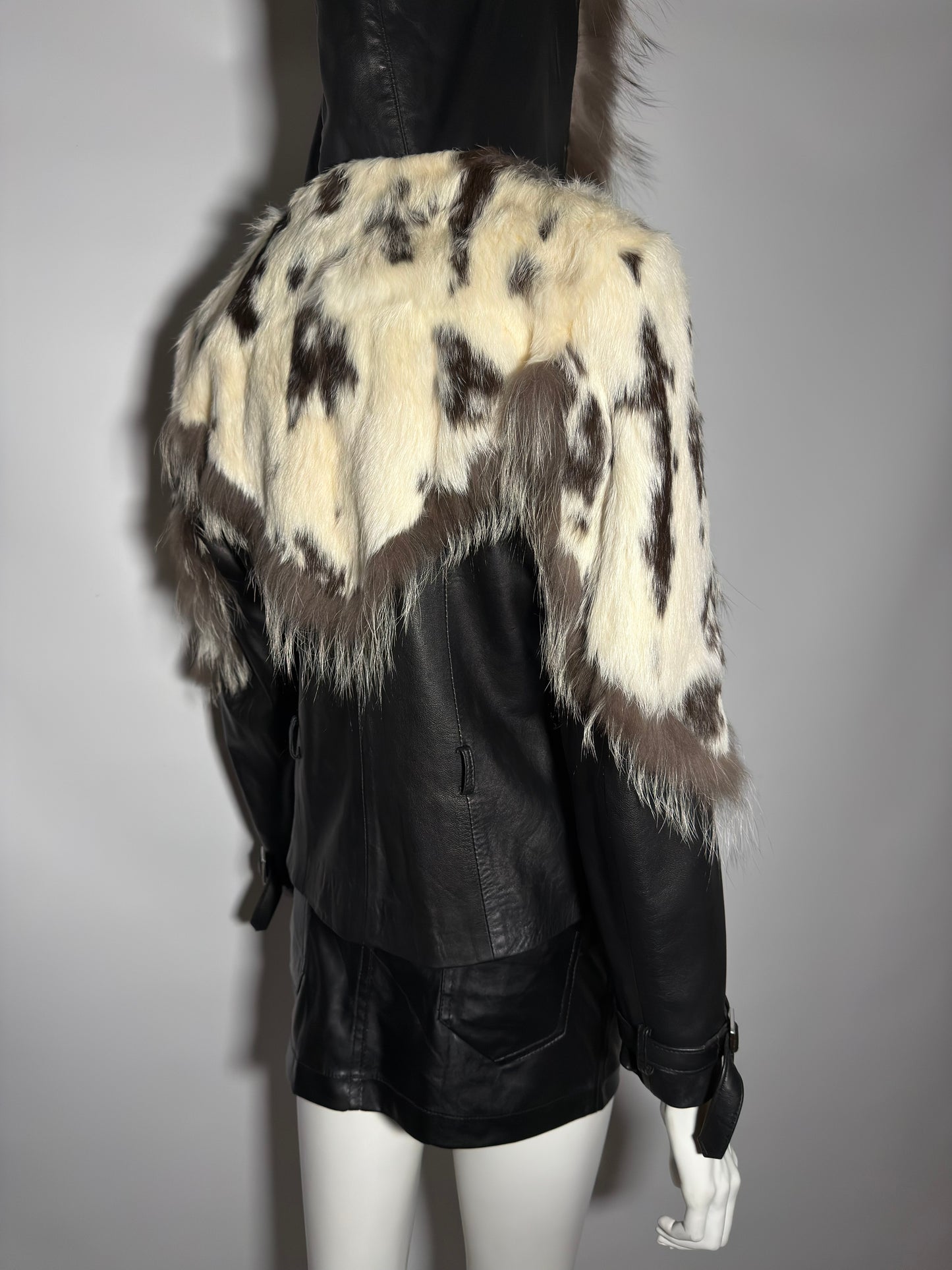 Vintage leather  jacket  - TWINKLING GLOBAL