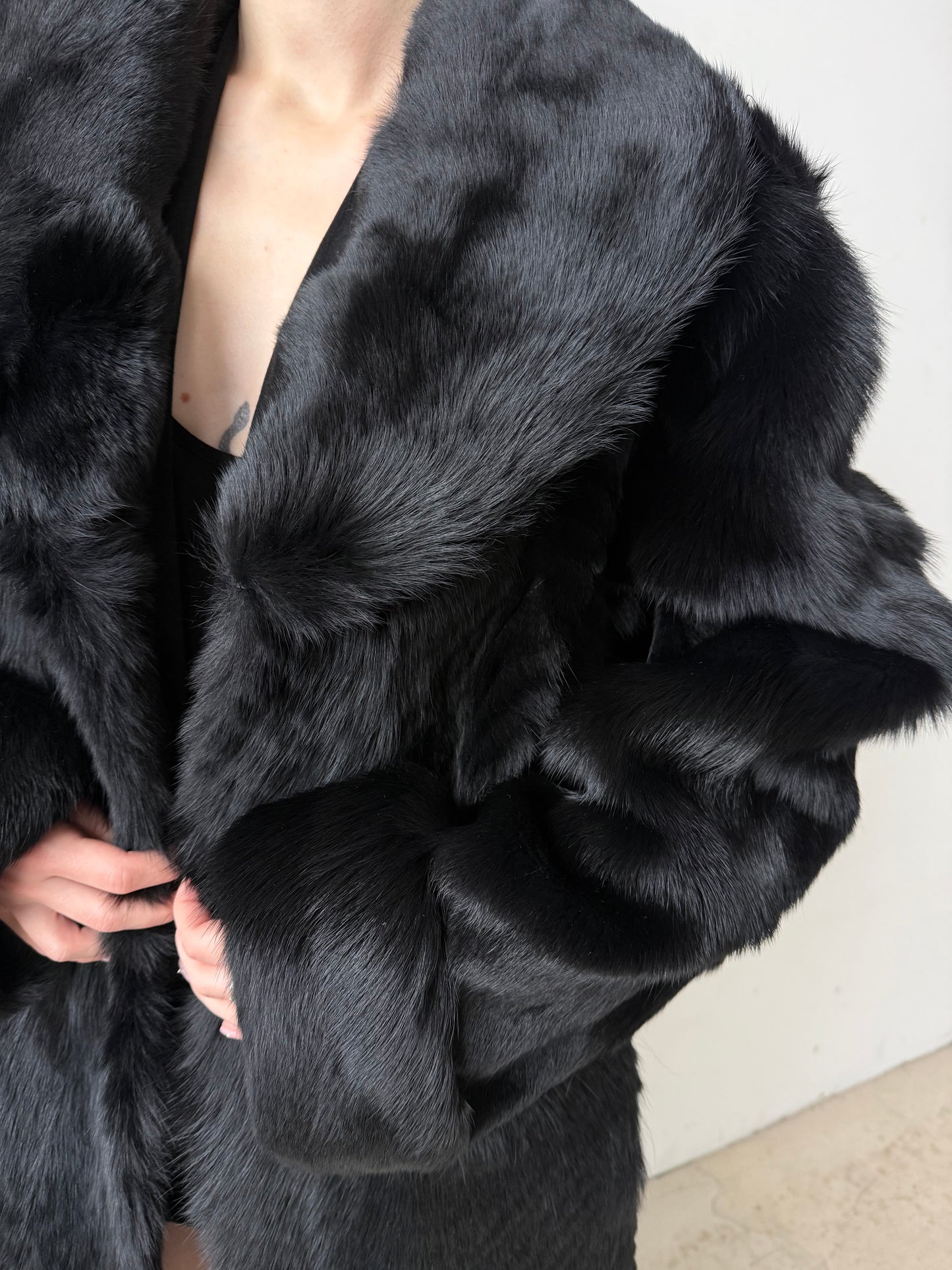 Luxurious vintage coat TWINKLING GLOBAL