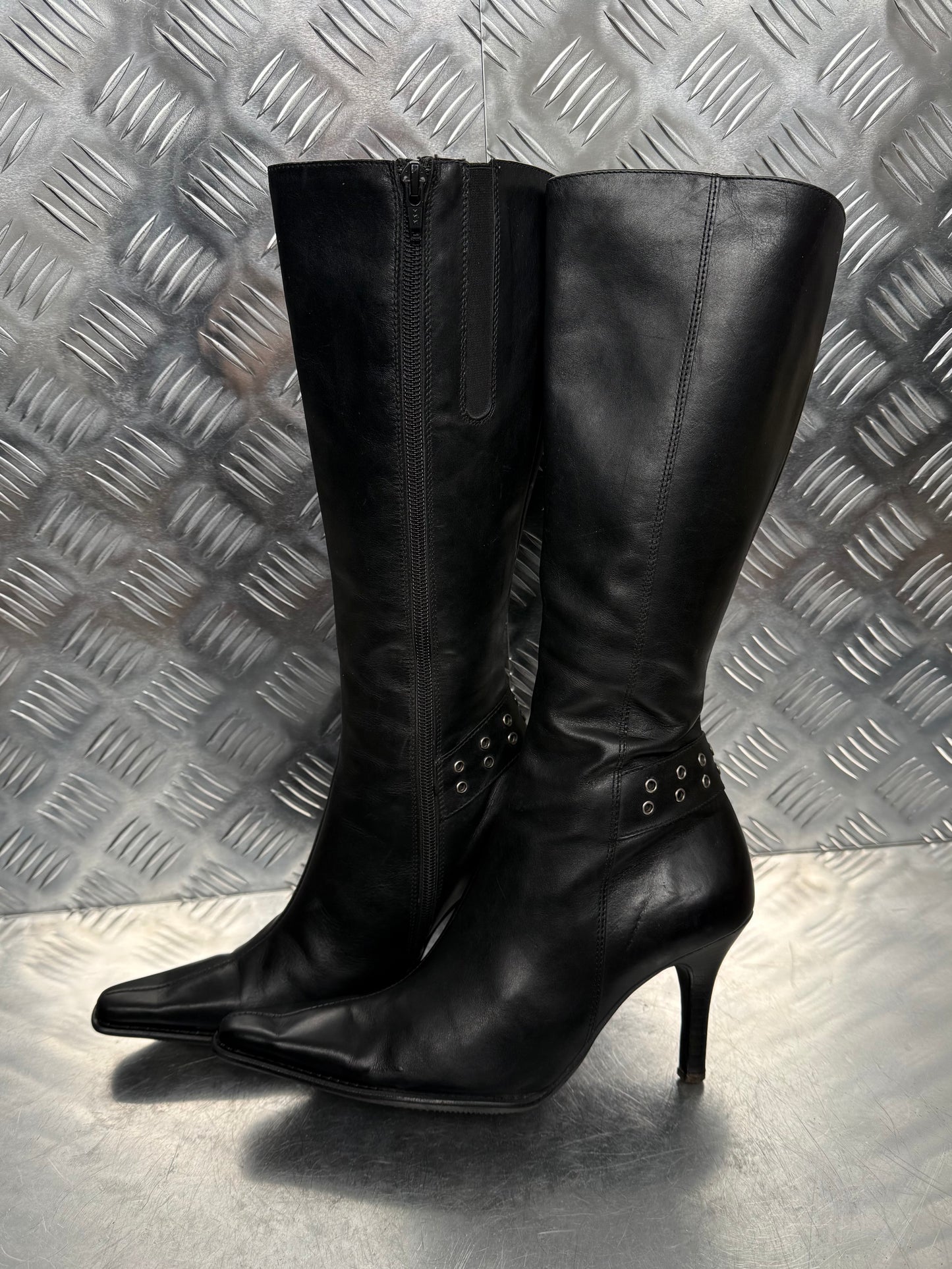 Vintage leather high heel boots TWINKLING GLOBAL