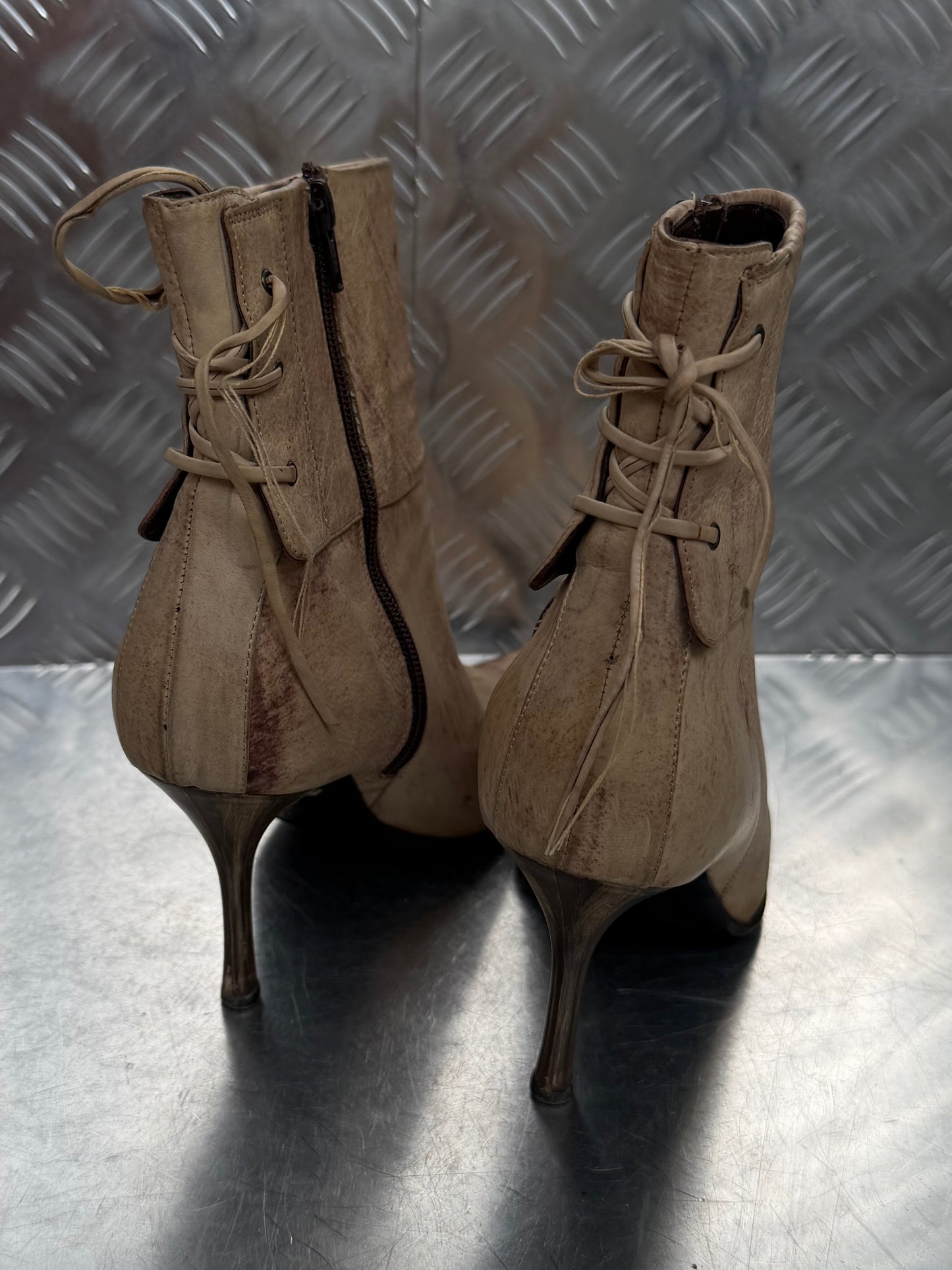 Vintage Loretta Pettinari boots TWINKLING GLOBAL