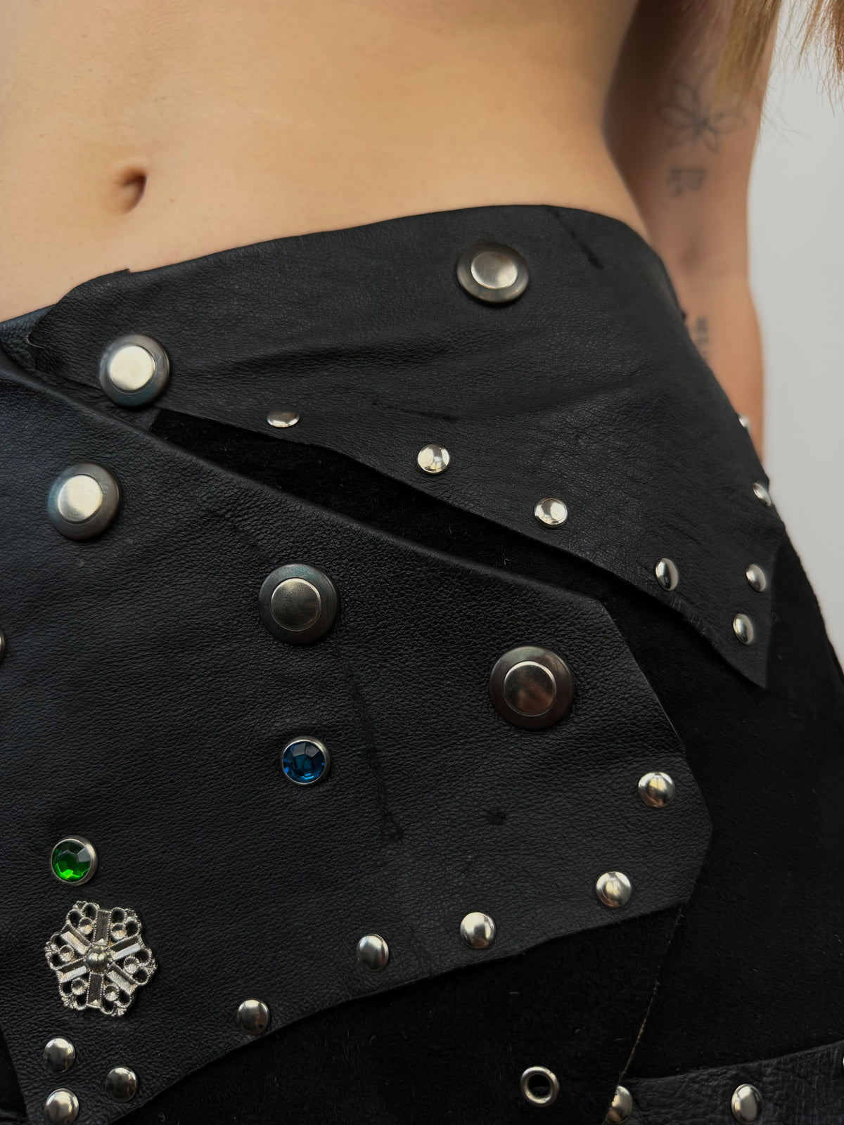 Black leather & suede wide belt / mini skirt TWINKLING GLOBAL