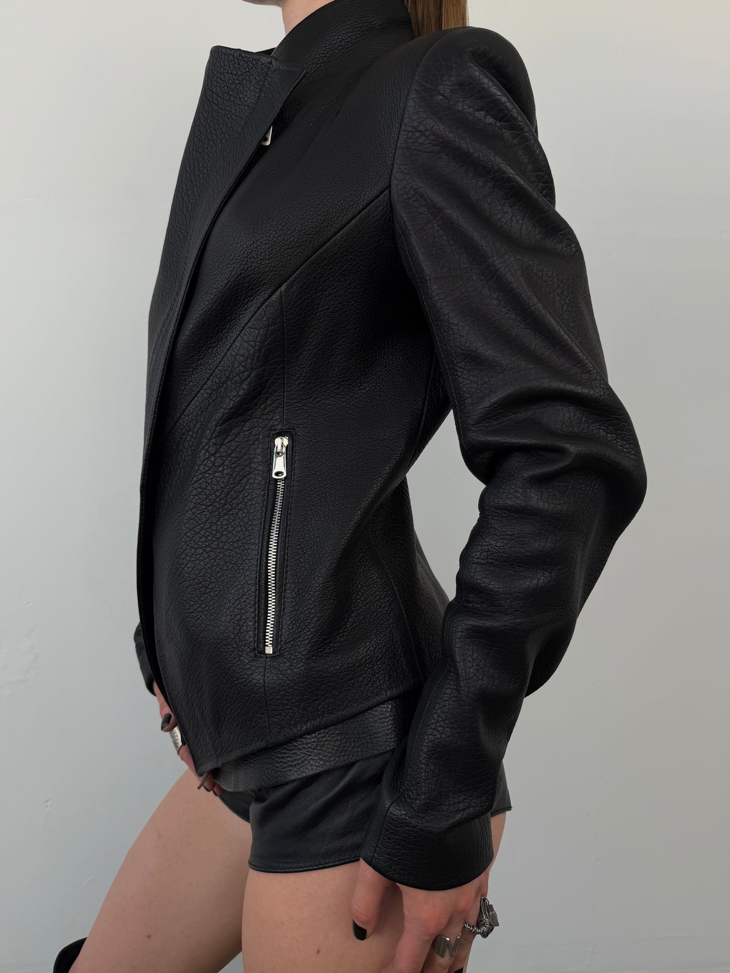 Vintage asymmetrical leather jacket TWINKLING GLOBAL