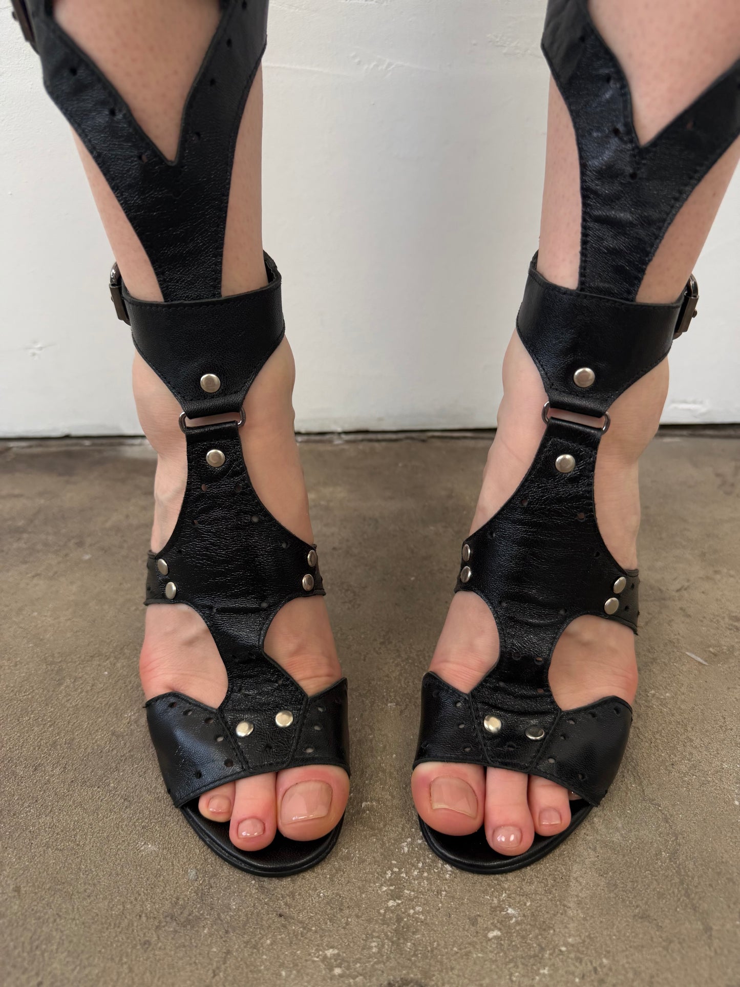 Vintage leather gladiator heels TWINKLING GLOBAL