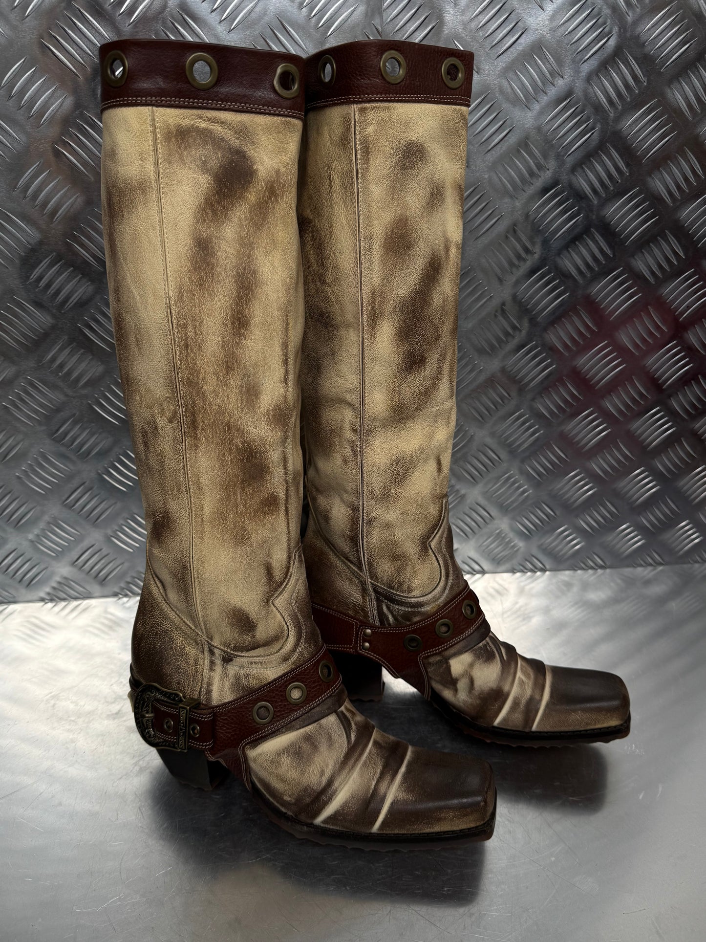 Vintage leather cowboy boots Carlo Pazolini TWINKLING GLOBAL
