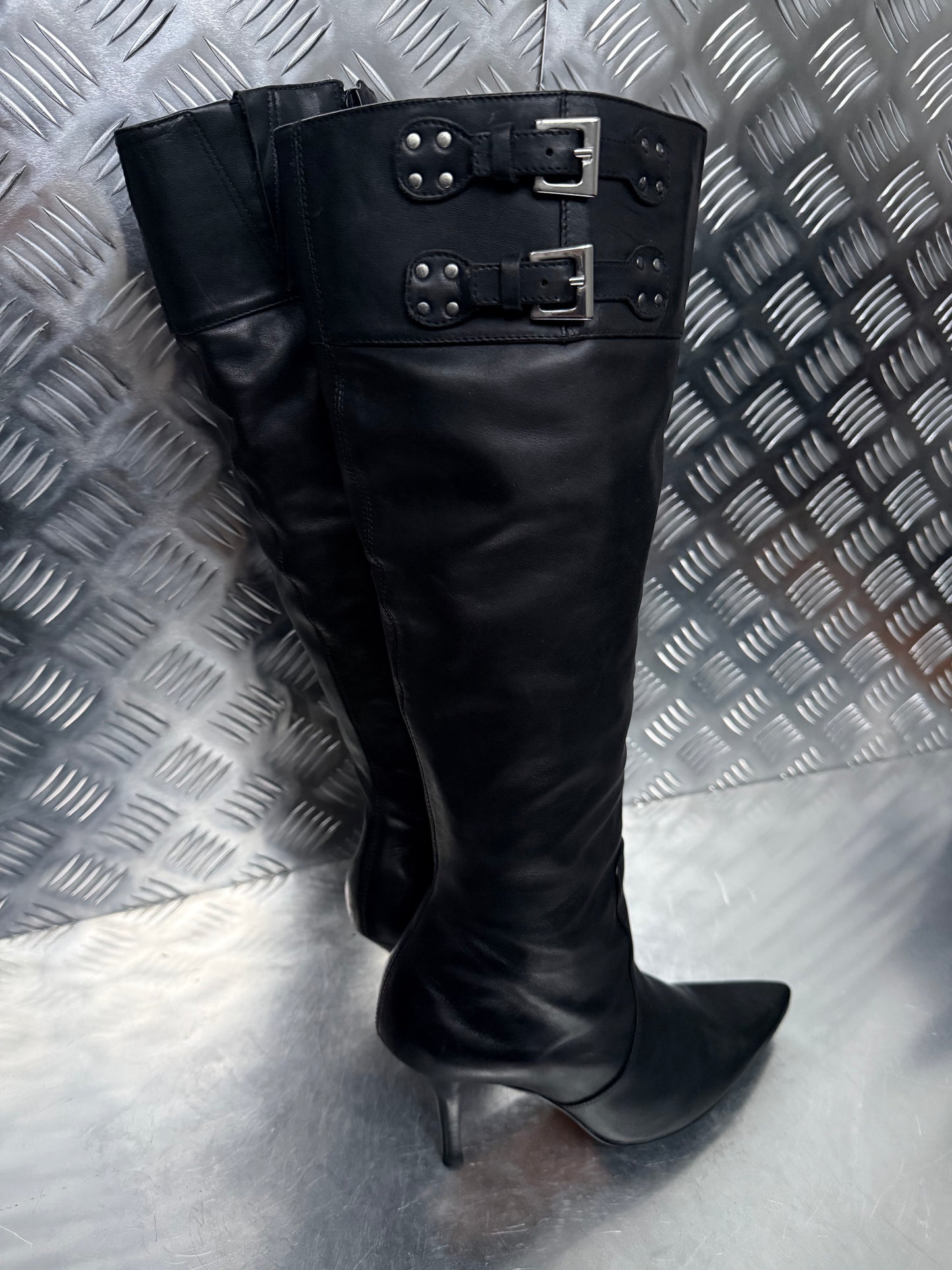 Vintage Black Leather Knee-High Boots BUFFALO TWINKLING GLOBAL