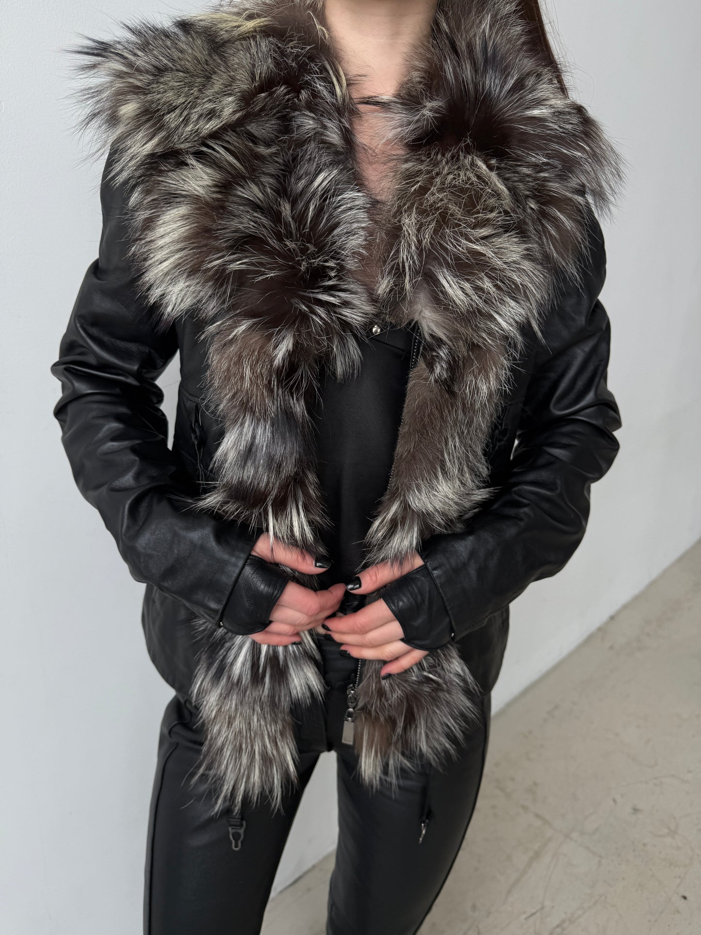 Vintage leather jacket TWINKLING GLOBAL
