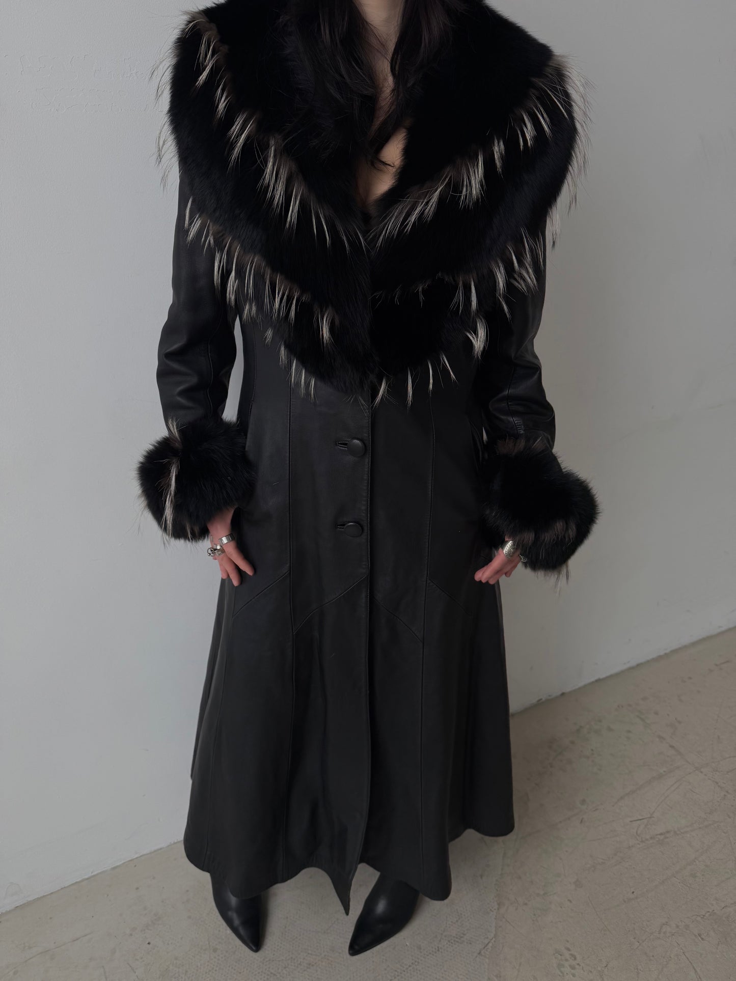 Vintage genuine leather maxi coat TWINKLING GLOBAL