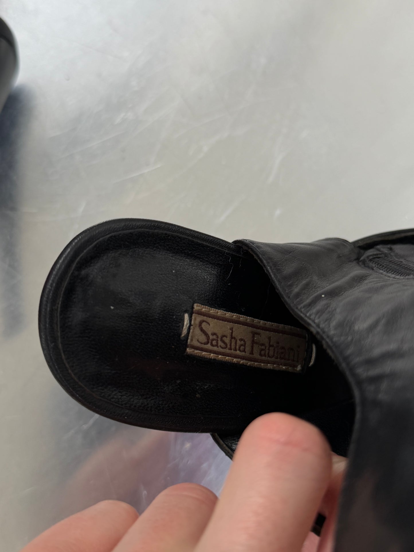 Vintage Sasha Fabiani leather ankle heels TWINKLING GLOBAL