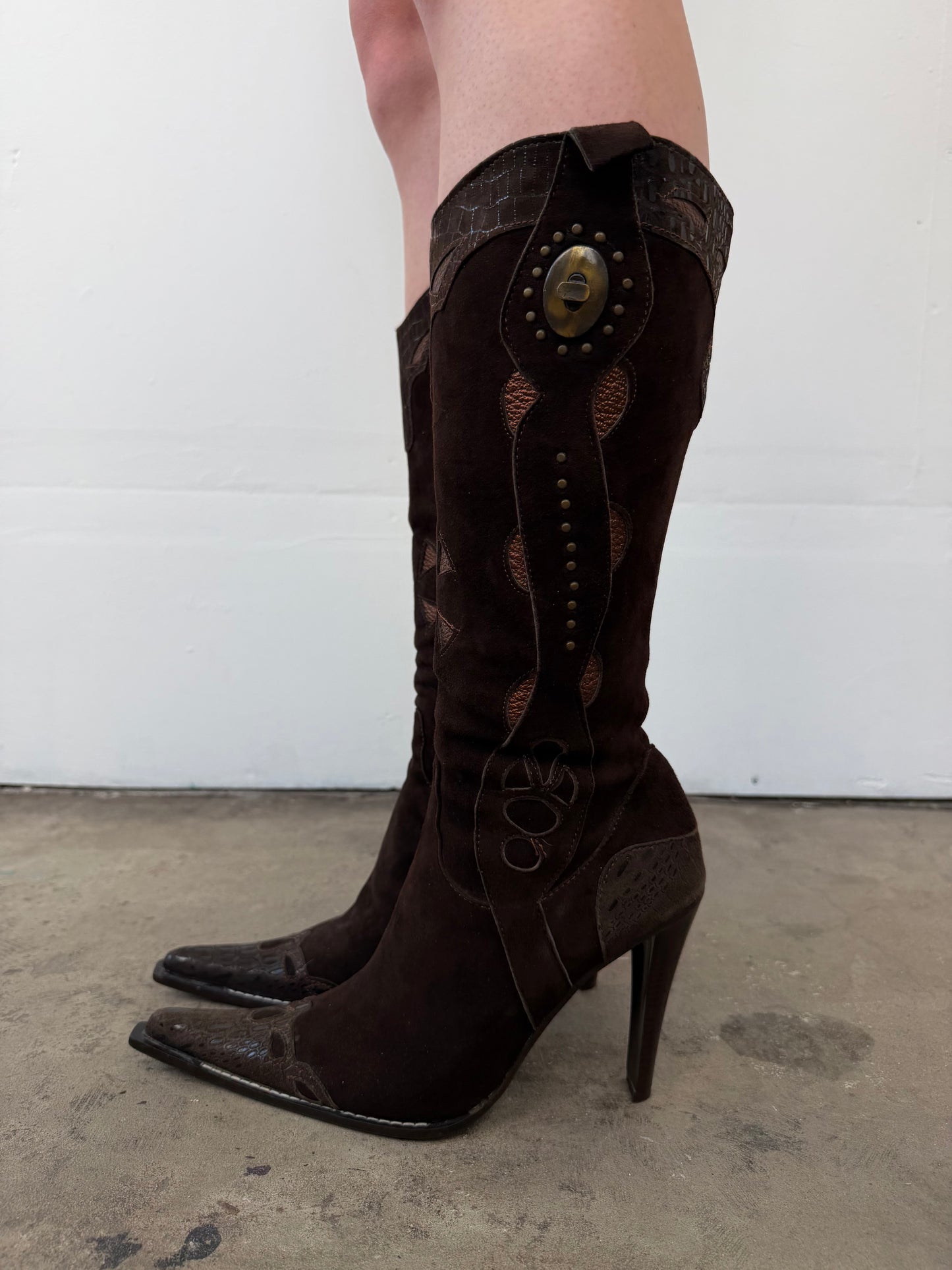 Vintage Ferre cowboy-style leather boots TWINKLING GLOBAL