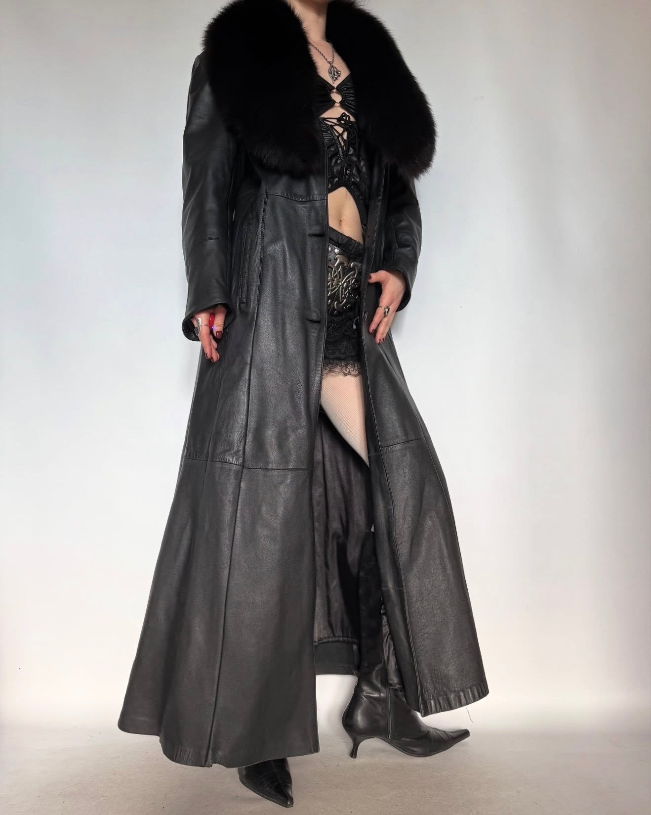 Vintage leather long coat Twinkling Global