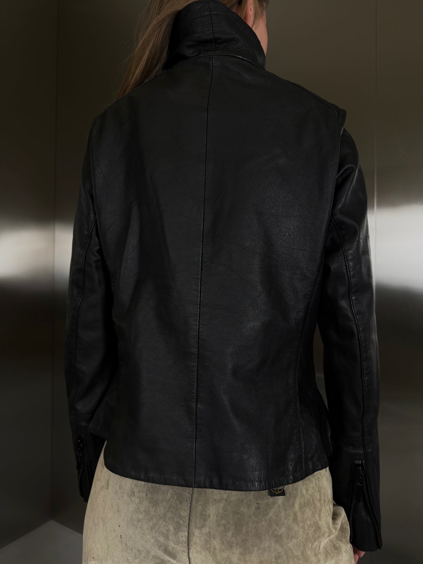 Early 2010s genuine leather fitted jacket TWINKLING GLOBAL