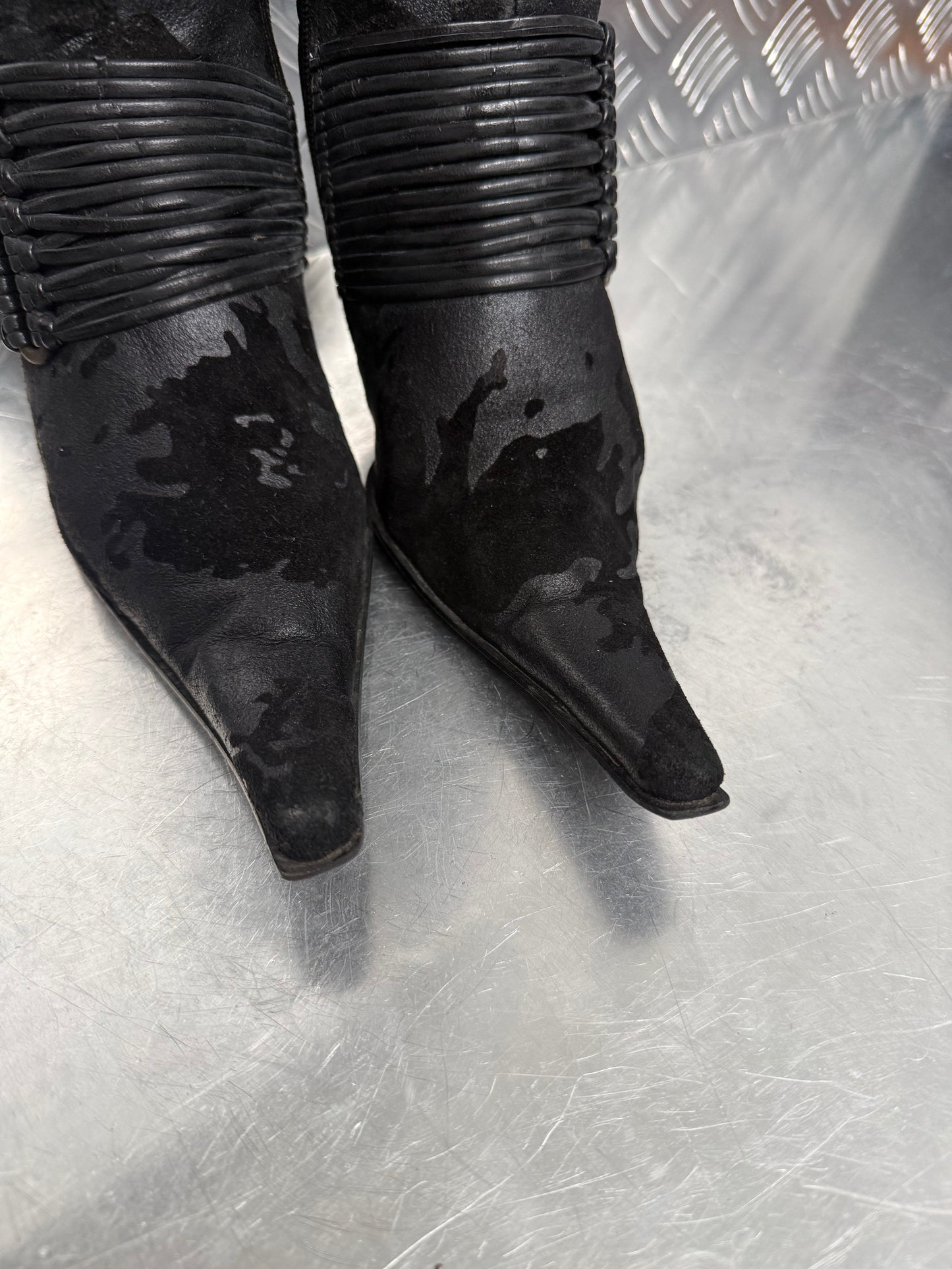 Vintage Black Leather boots TWINKLING GLOBAL