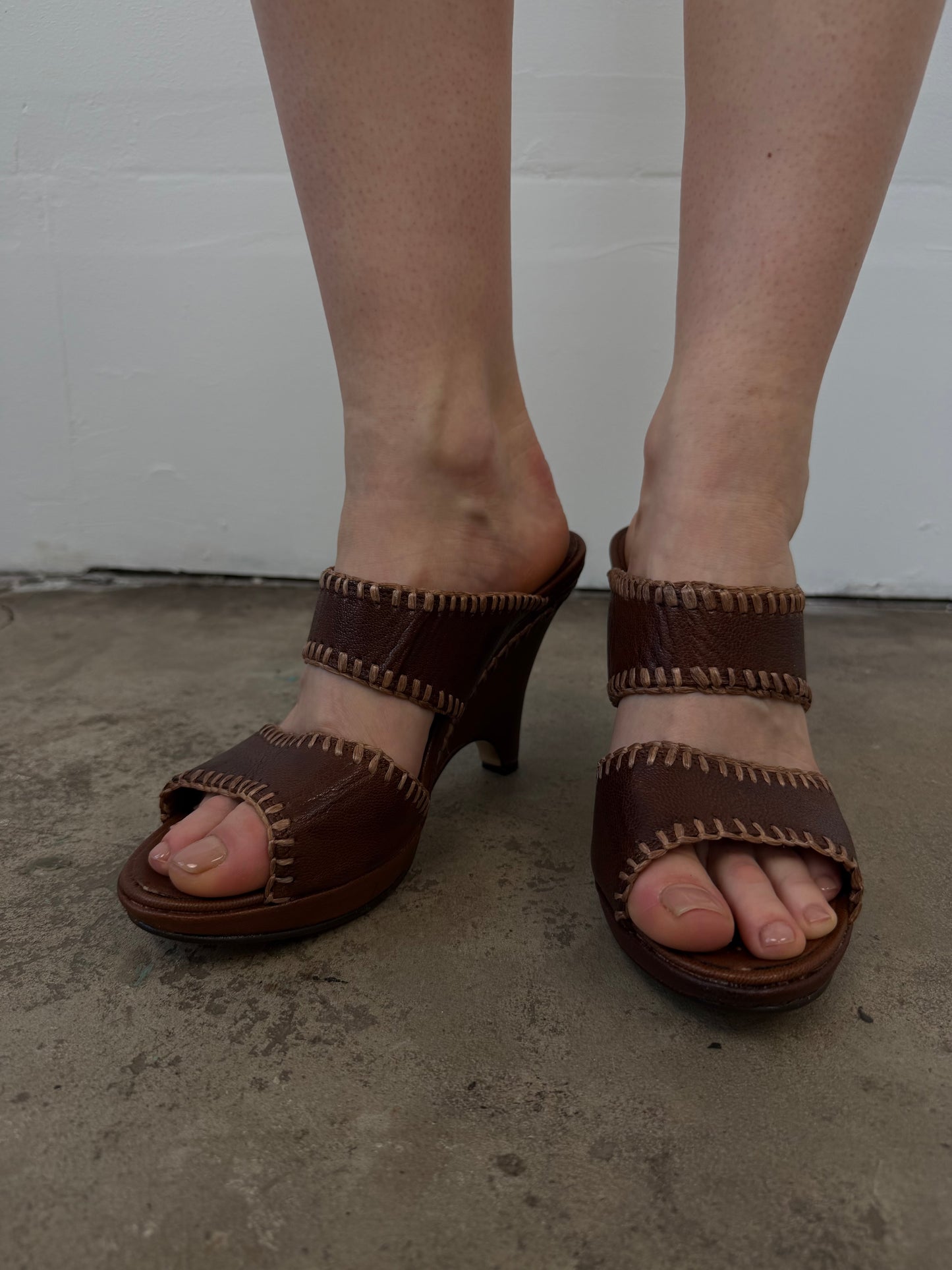 Vintage Italian leather platform mules TWINKLING GLOBAL