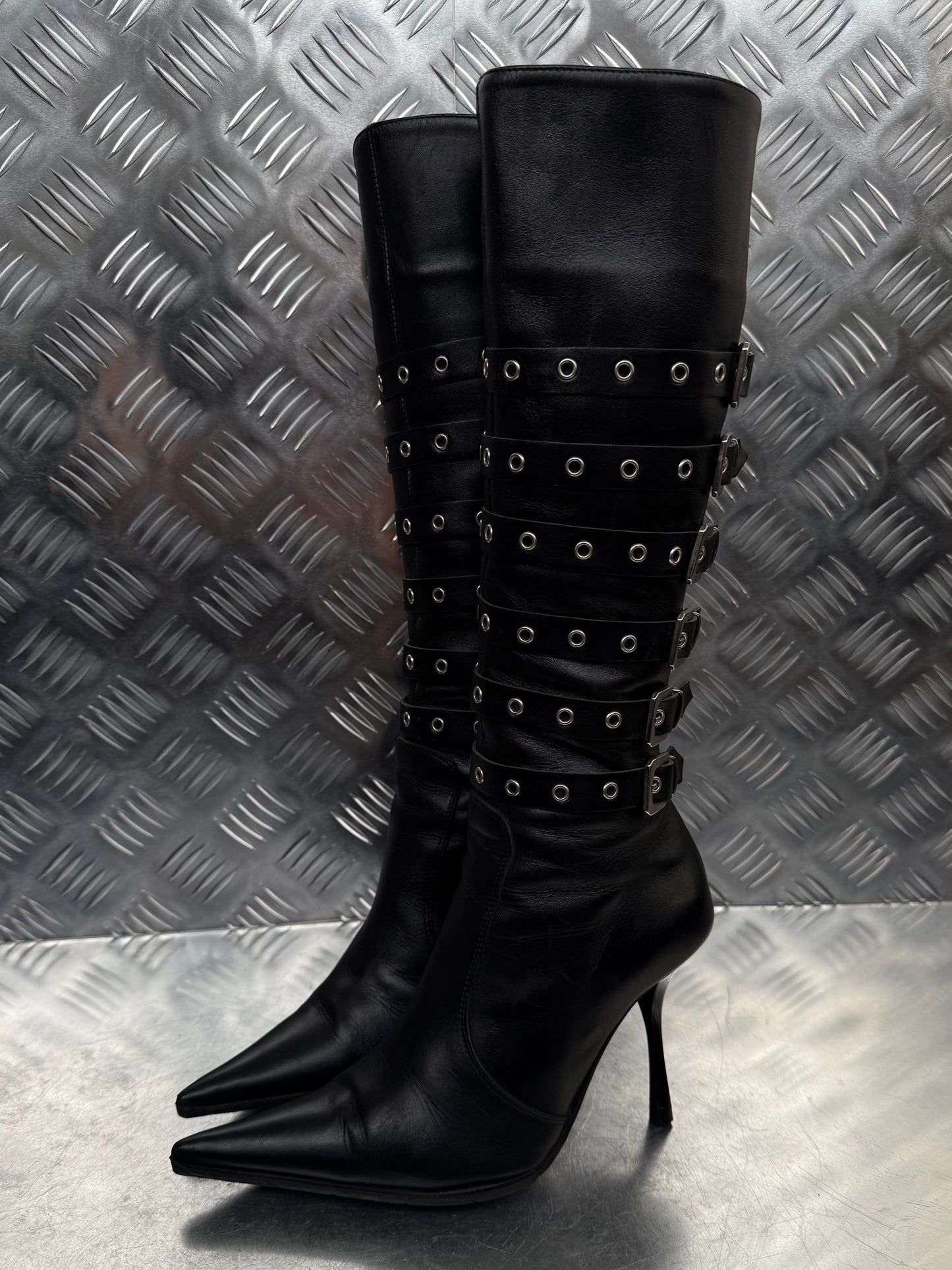 Vintage leather buckle boots TWINKLING GLOBAL