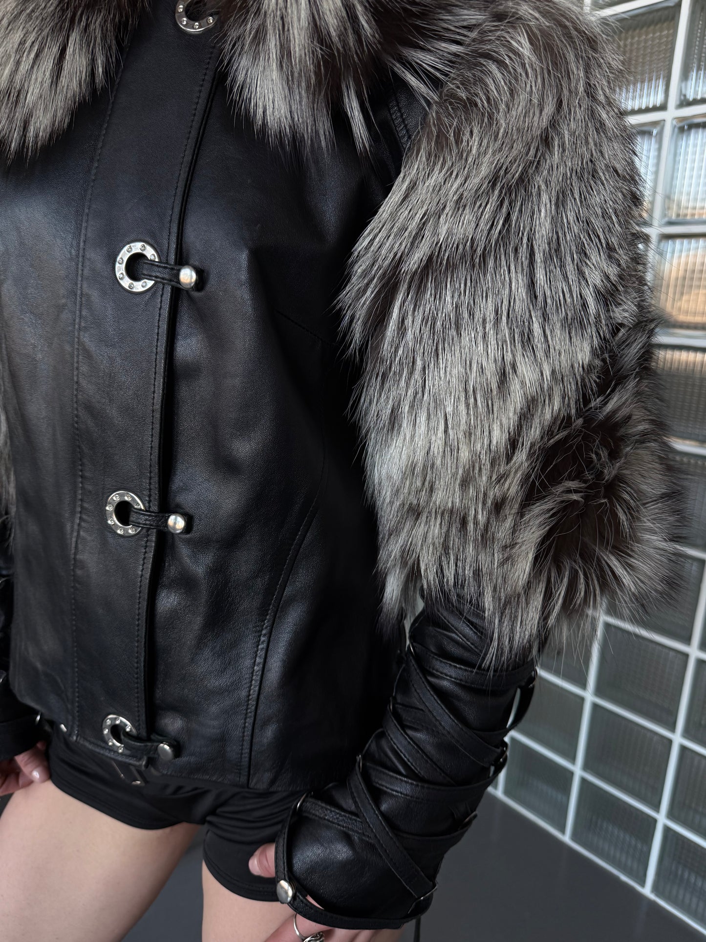 Vintage leather jacket TWINKLING GLOBAL